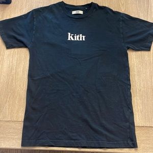 Kith T shirt size small